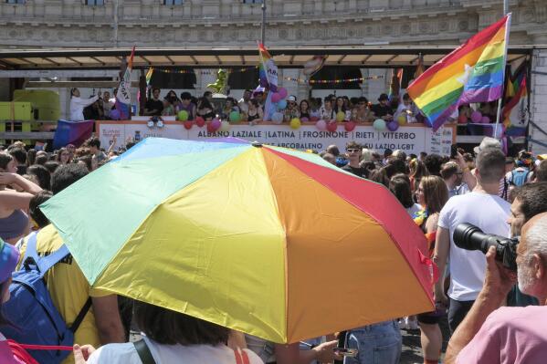 MLB participates in Pride March