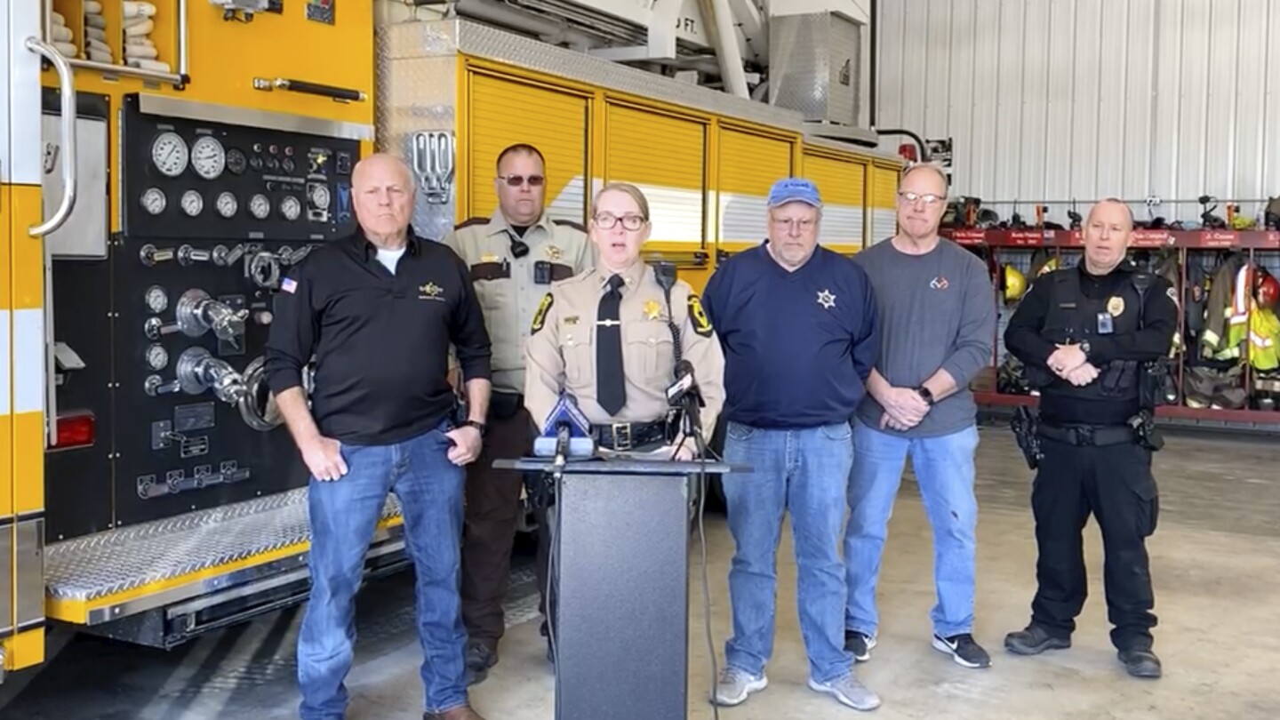 3 children, 2 adults die after school bus collides with semi in Illinois