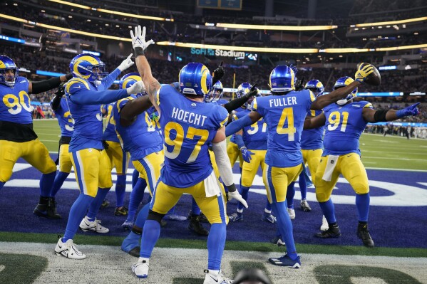 Sean McVay's fingerprints are all over the Rams' second-half surge into  playoff contention | AP News