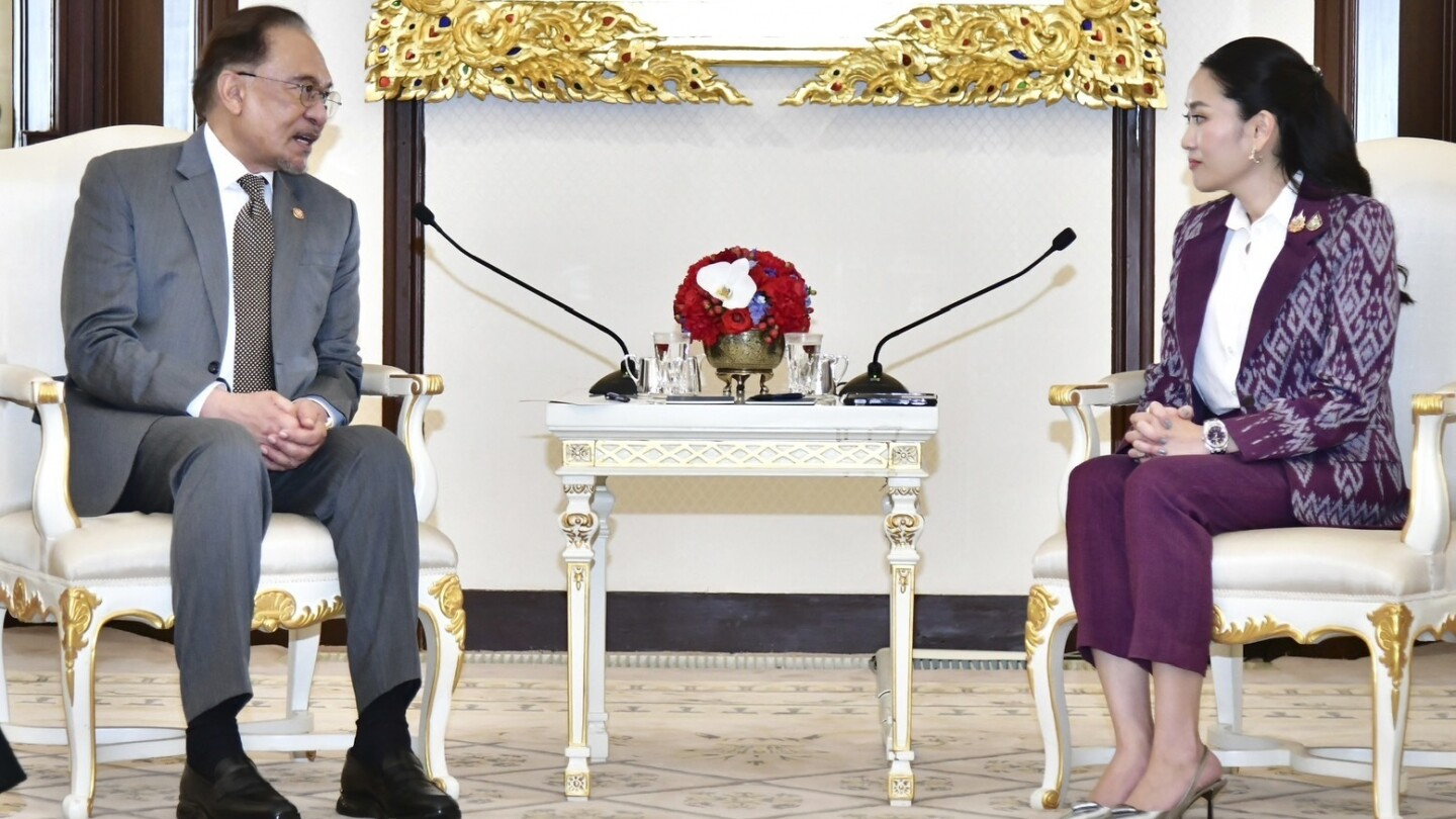 Myanmar Military Leader in Thailand for Earthquake Relief Talks