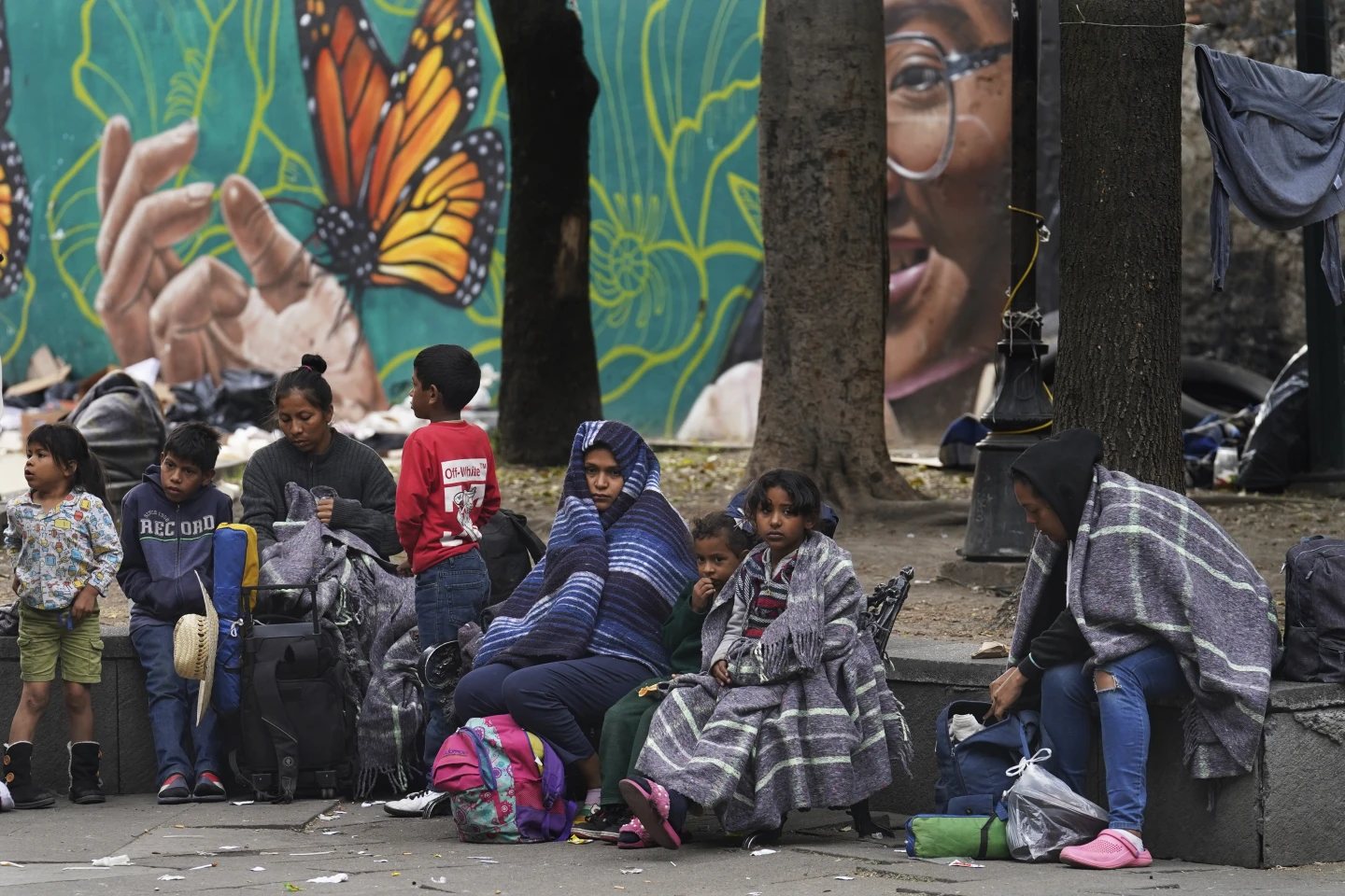 Mexico and Venezuela Restart Repatriation Flights Amid Pressure to Curb Soaring Migration to U.S.