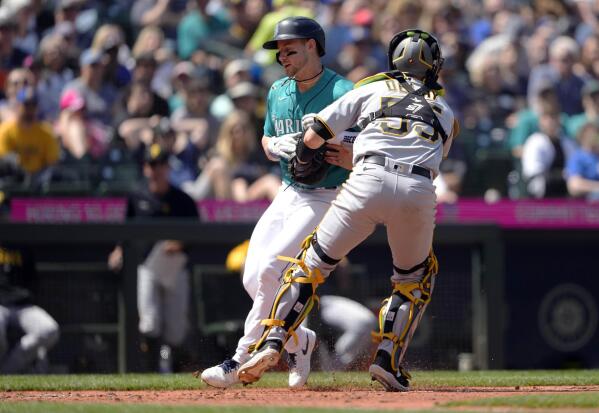 Luis Castillo strikes out 10 as the Mariners beat Pirates 5-0