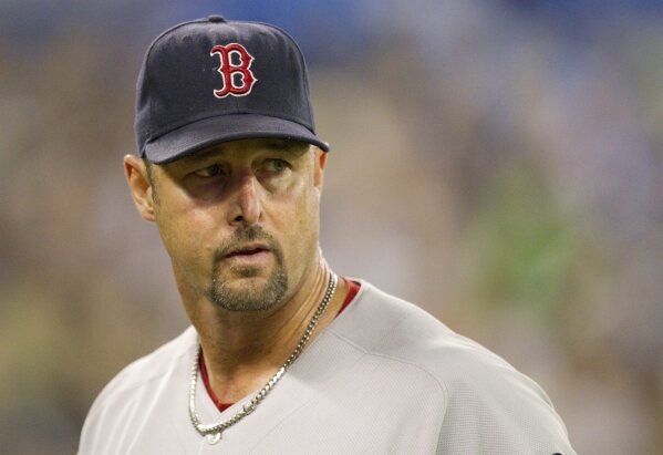 Tim Wakefield, former Red Sox knuckleballer, dead at 57 from brain