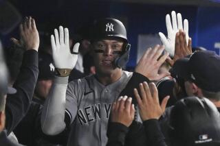 Blue Jays lose third straight as Yankees tie record with five-HR inning