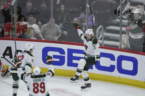 Wild rally past Blackhawks 4-2 as Marcus Foligno looks for fight, Marcus  Johansson finds two late goals