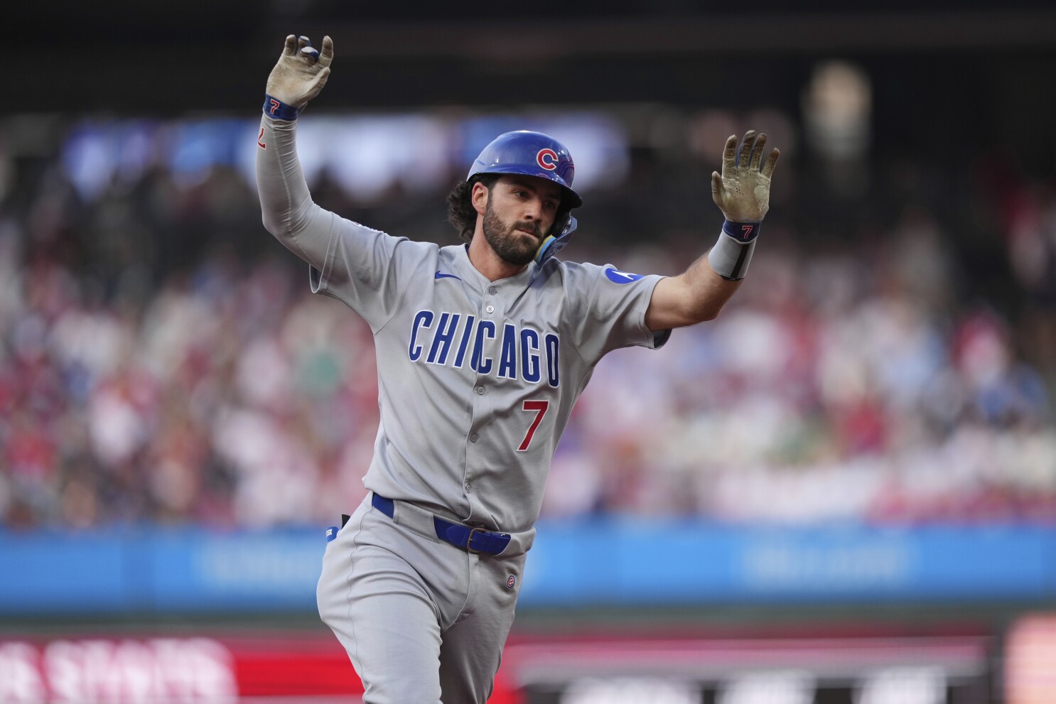 Happ homers twice to send the Cubs to an 8-4 win and hand the Phillies their 10th loss in 12 games