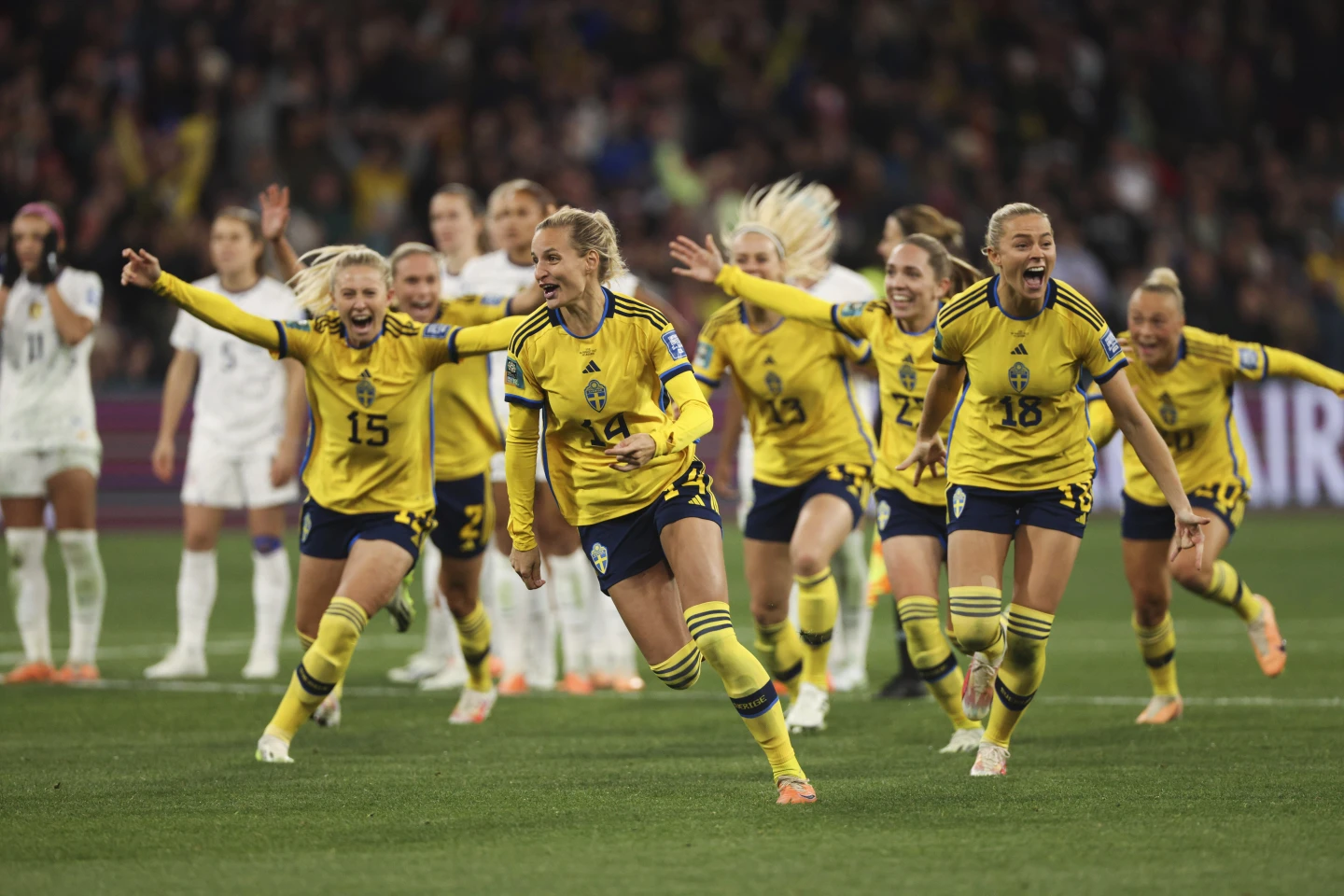 女世界杯晋级八强连她们自己都没想到的队伍