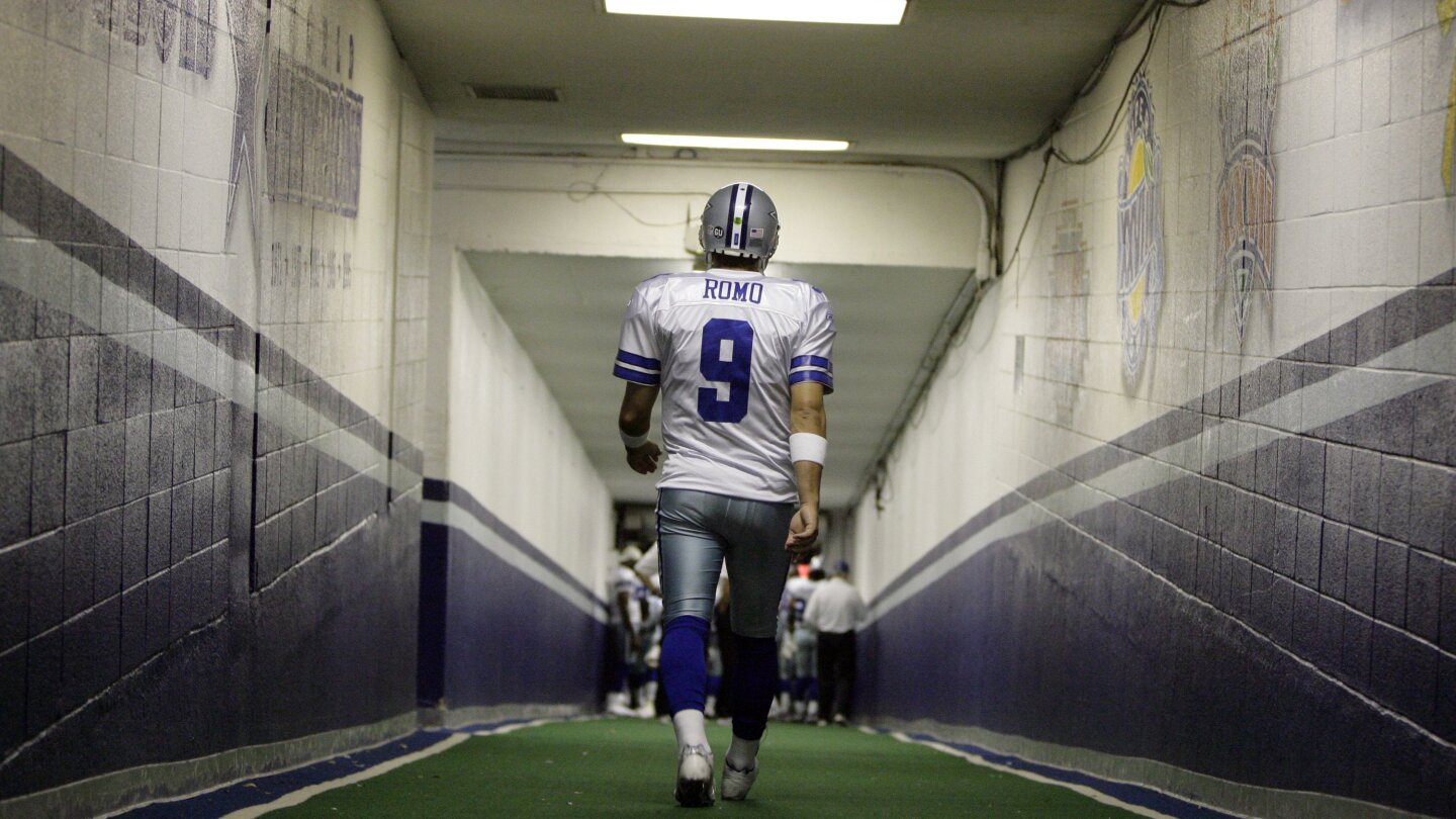 Tony Romo on never making a Super Bowl: 'We all wish we played for