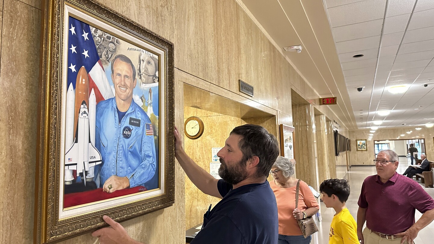 What does a state Capitol do when its hall of fame gallery is nearly out of room? Find more space