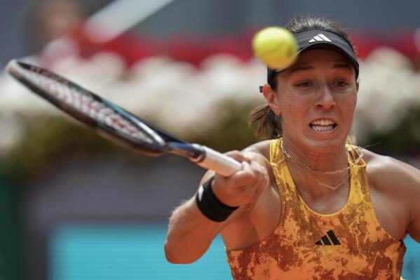 WTA defends late start to Italian Open women's final