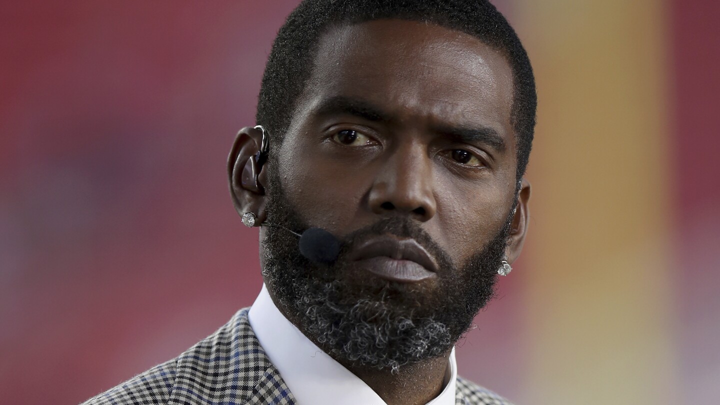 Pro Football Hall of Famer Randy Moss says he’s being treated for cancer in his bile duct
