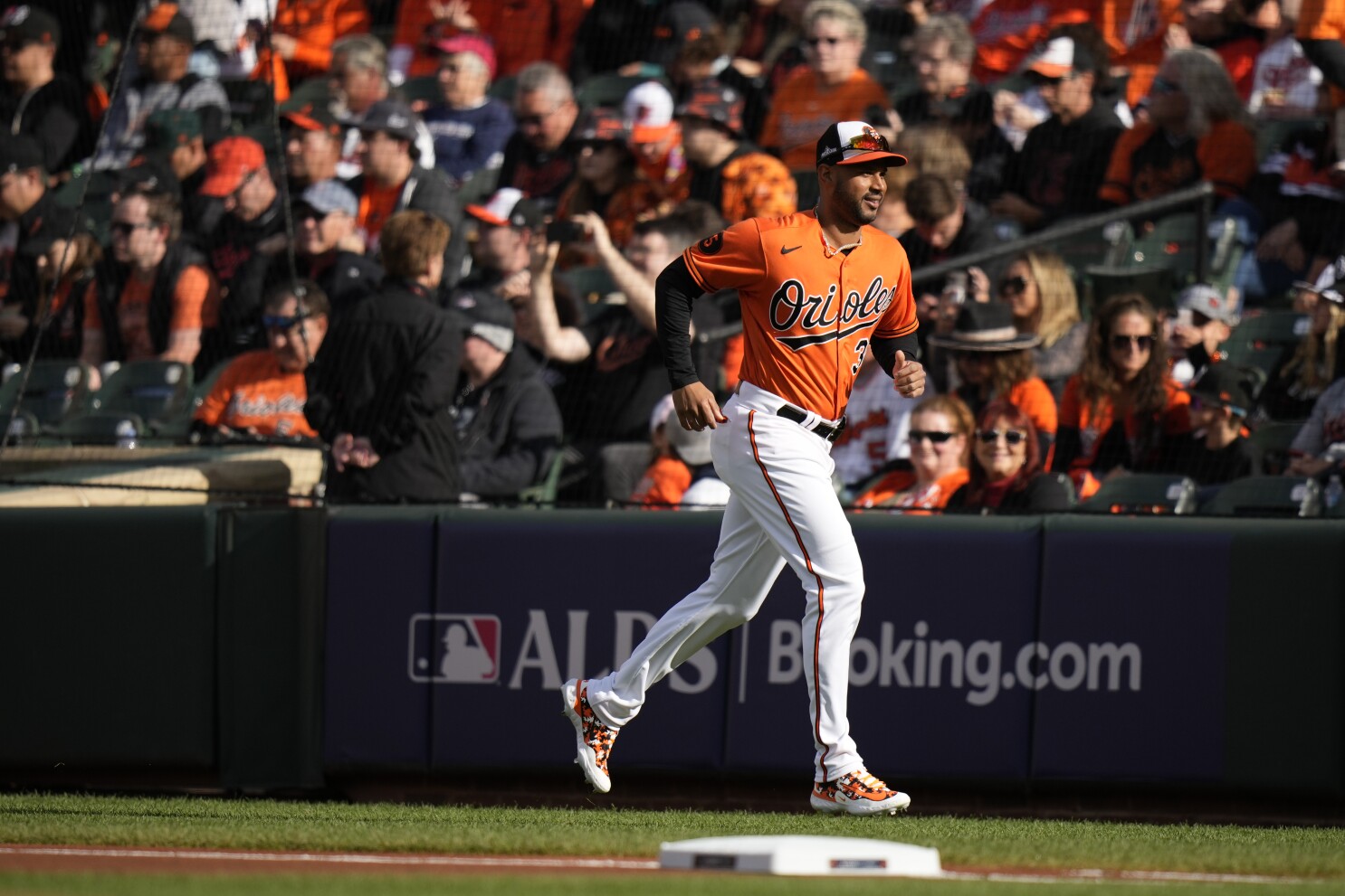 Men at work: These Orioles had jobs before baseball