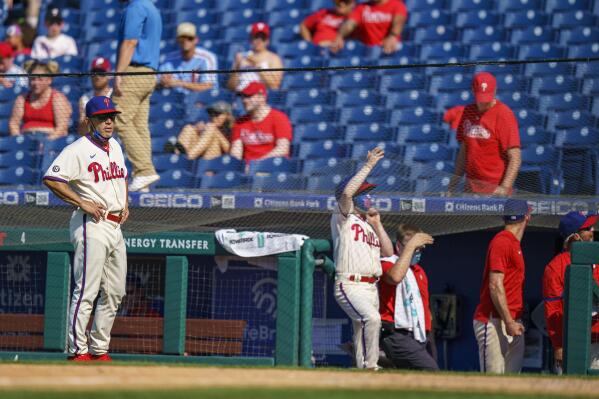 Netting falls during Nationals-Phillies game at Citizens Bank Park