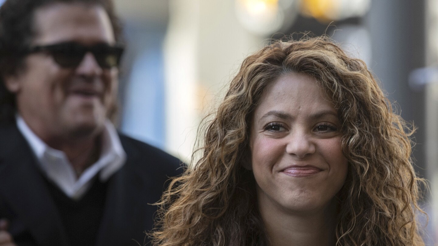 España acusa a Shakira de evasión fiscal y exige 7,1 millones de dólares