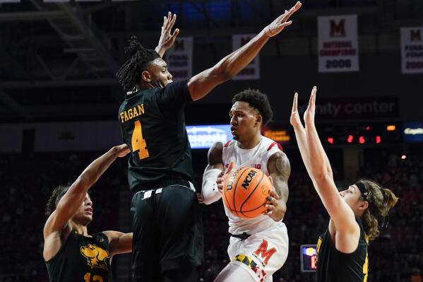 Young, Scott lift Maryland over Wisconsin 73-55 - WTOP News