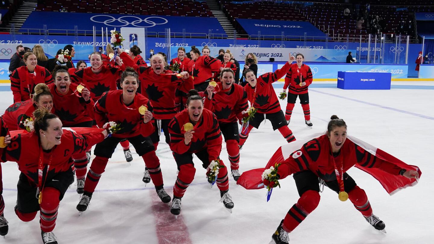 Team Canada hockey jerseys for Beijing 2022 revealed - Team Canada -  Official Olympic Team Website