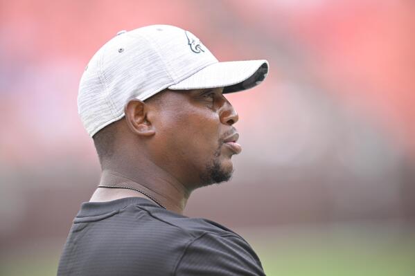 FILE - Philadelphia Eagles defensive backs coach Dennard Wilson stands on the field before an NFL preseason football game against the Cleveland Browns, Sunday, Aug. 21, 2022. The Cleveland Browns interviewed Wilson to be their defensive coordinator on Saturday, Jan. 14, 2023 taking advantage of the Eagles having a playoff bye to speak with him. (AP Photo/David Richard, File)