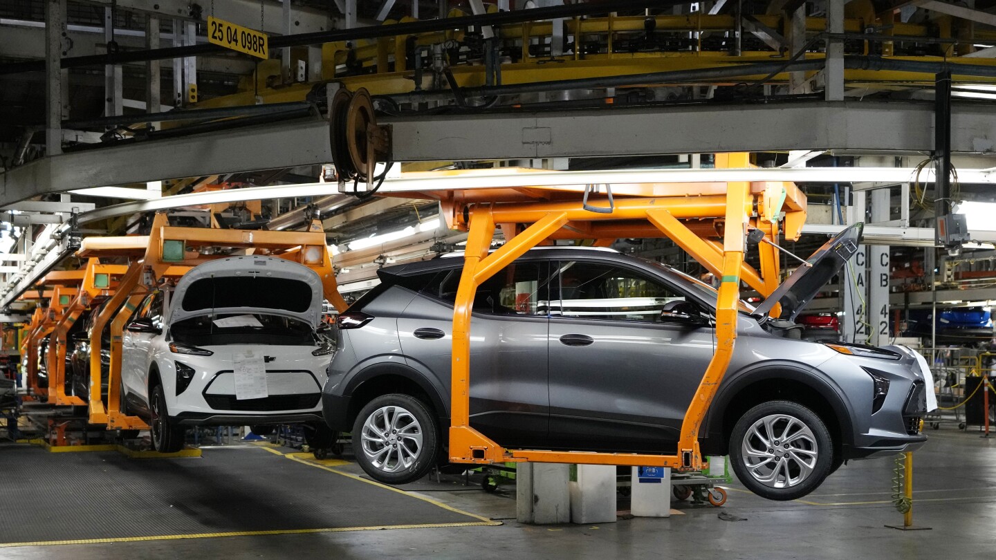 GM posts strong Q1 results, but will reassess expectations for 2025 due to auto tariffs