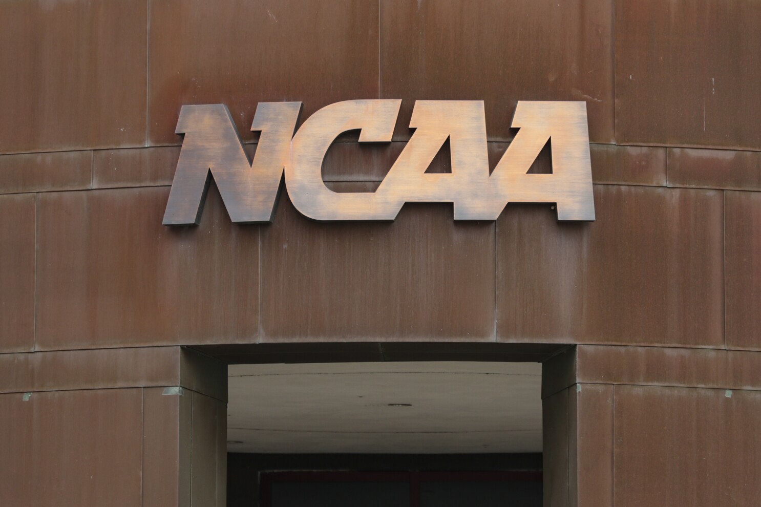 Universities cutting sports, others adding ahead of $2.8 billion NCAA antitrust settlement
