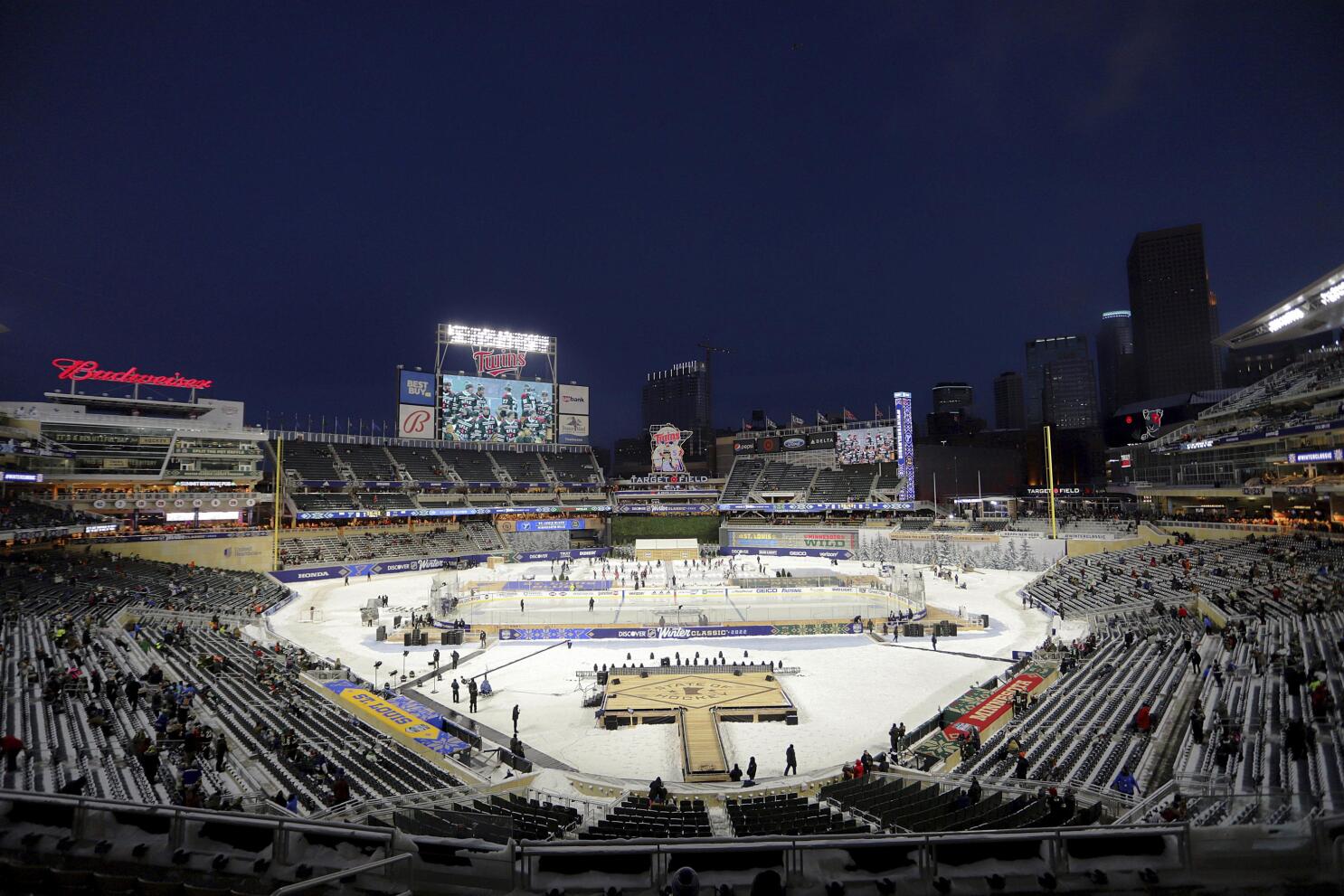 Blues defeat Wild 6-4 in 2022 Winter Classic, coldest game in NHL