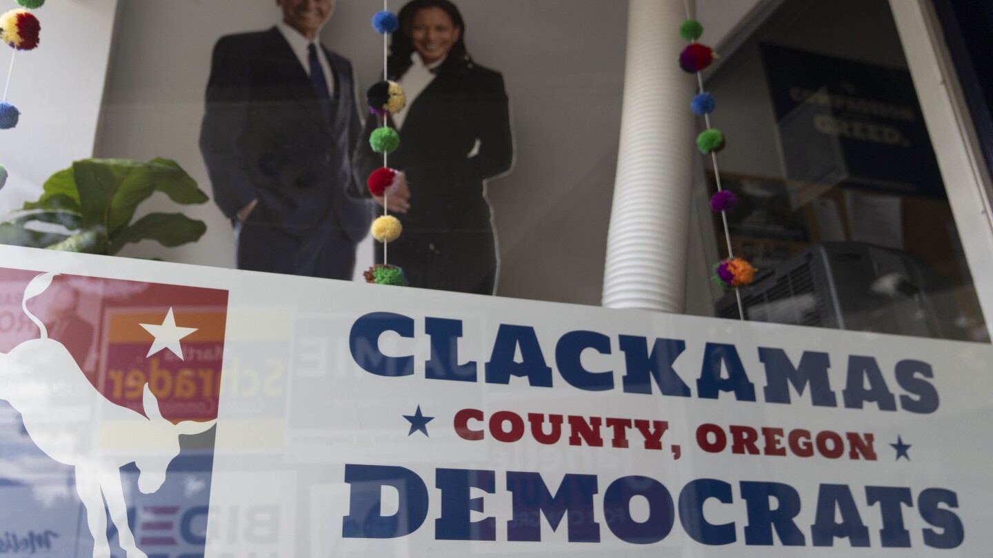 В първичните избори на Демократическата партия в Орегон, крилата на прогресивната партия и истаблишмънта се борят за места в Камарата на представителите на САЩ