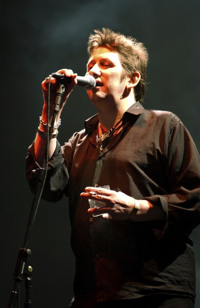 Shane MacGowan, lead singer of The Pogues and a laureate of booze and  beauty, dies at age 65