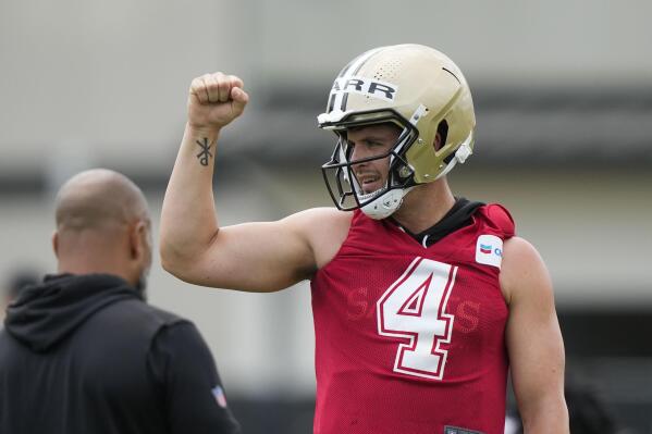 Saints' Thomas returns for voluntary practices, praises new QB