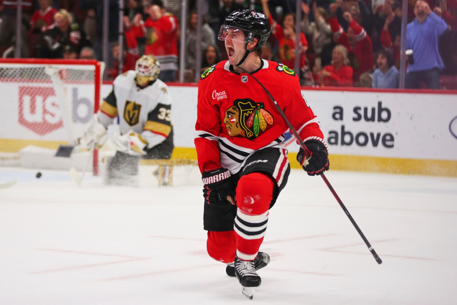 Blackhawks re-sign forward Ryan Donato after career-best season