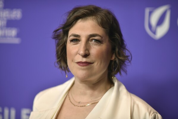 FILE -Mayim Bialik arrives at the Los Angeles LGBT Center Gala on Saturday, April 22, 2023, at the Fairmont Century Plaza. Mayim Bialik won’t be giving answers as a host of “Jeopardy!” anymore. “The Big Bang Theory” actor posted news of her departure on Instagram on Friday, Dec. 15, 2023.(Photo by Richard Shotwell/Invision/AP, File)