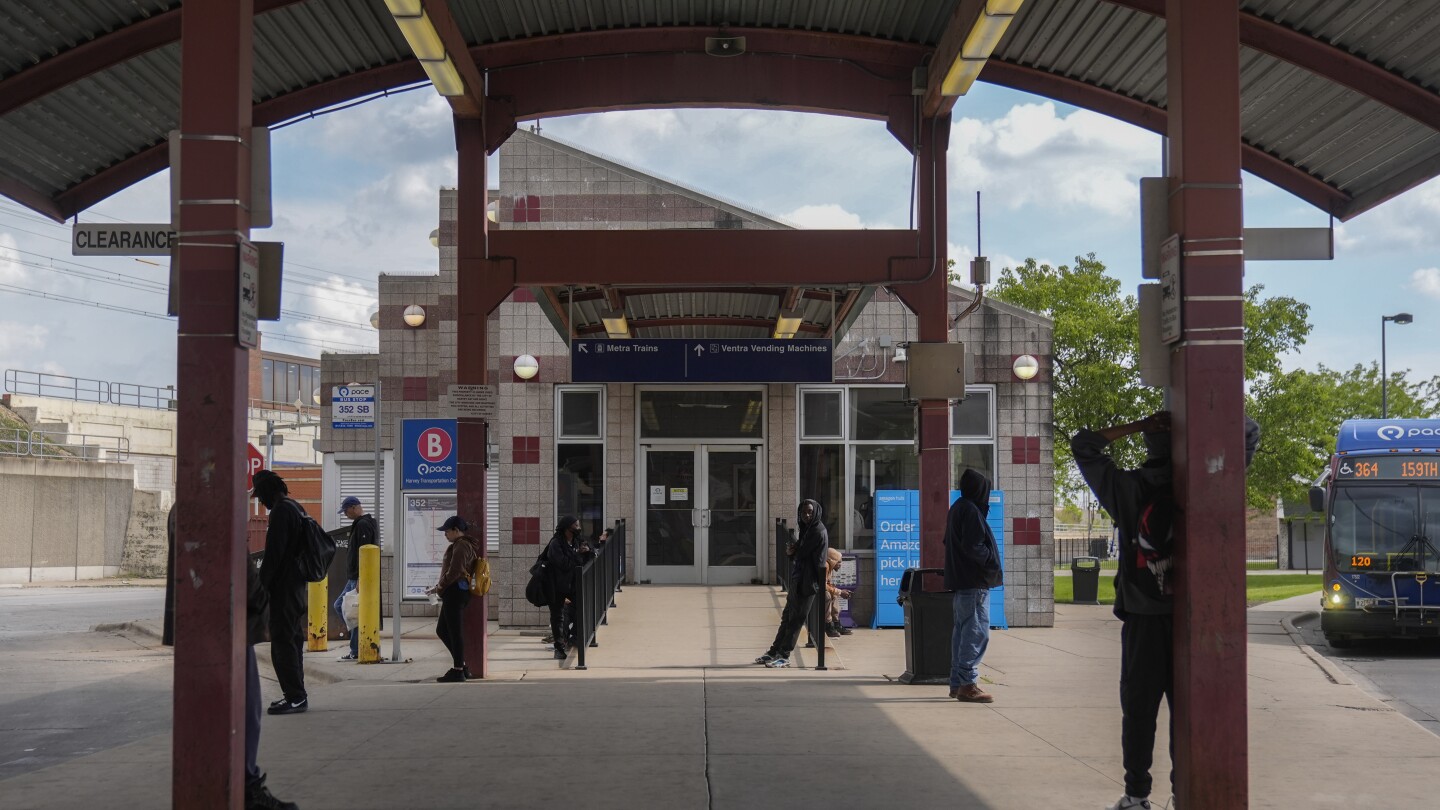 Illinois has a $770M hole in the transit budget that could leave commuters stranded