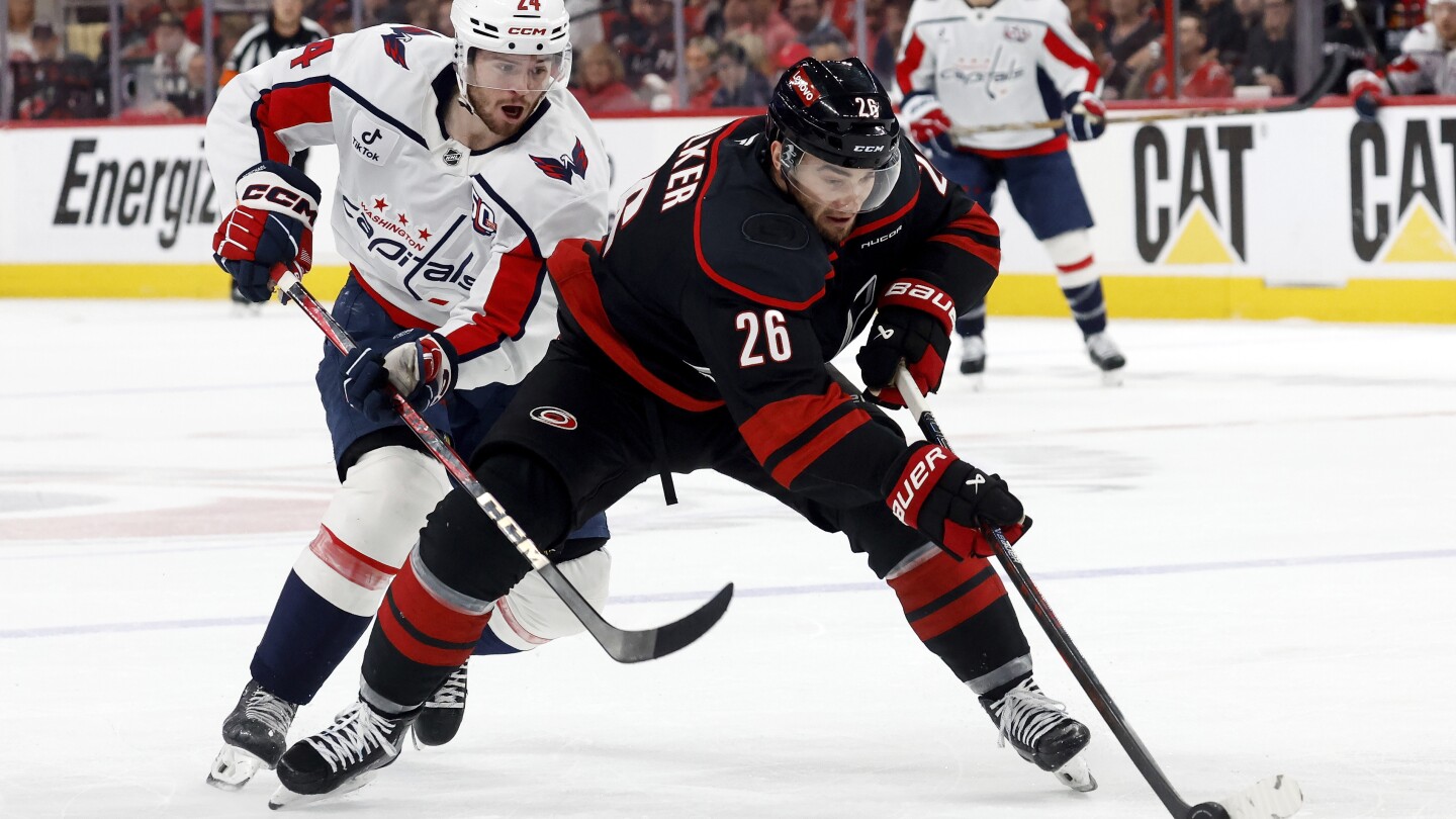 Walker, Svechnikov score late as Hurricanes push Capitals to brink of elimination in 5-2 win