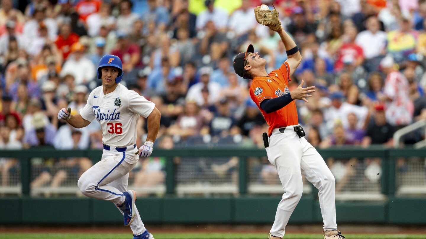 College World Series: Updates from Florida Gators vs. Virginia Cavaliers