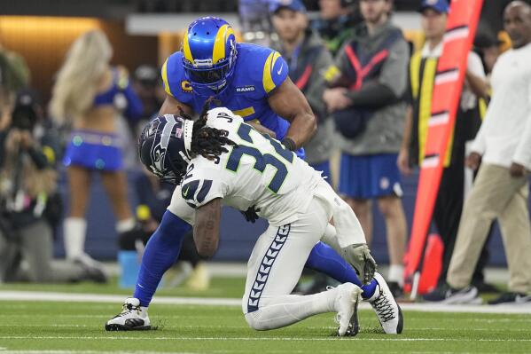 Seattle Seahawks vs Los Angeles Rams - December 04, 2022