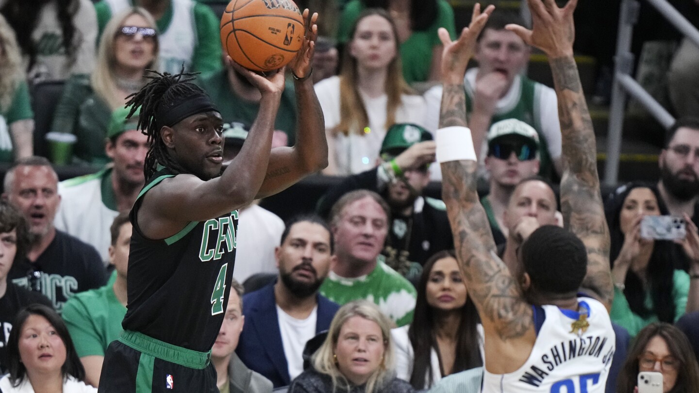 Finales NBA : les Celtics battent les Mavericks 105-98 et prennent l’avantage 2-0