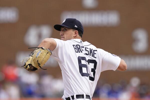 Rookie Brieske outduels Cease, Tigers beat White Sox 2-1