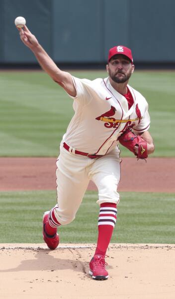 Cards' Wainwright out several weeks after straining groin at WBC