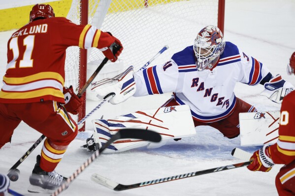 Igor Shesterkin furious after collisions at Rangers practice