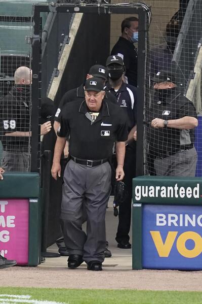 Joe West breaks umpiring record with 5,376th game