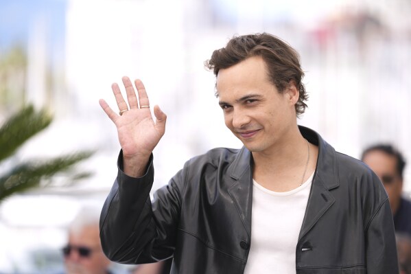 Frank Dillane poses for photographers at the photo Call for the film 'Undin' at the 78th International Film Festival, Cannes, southern France, Saturday, May 17, 2025.