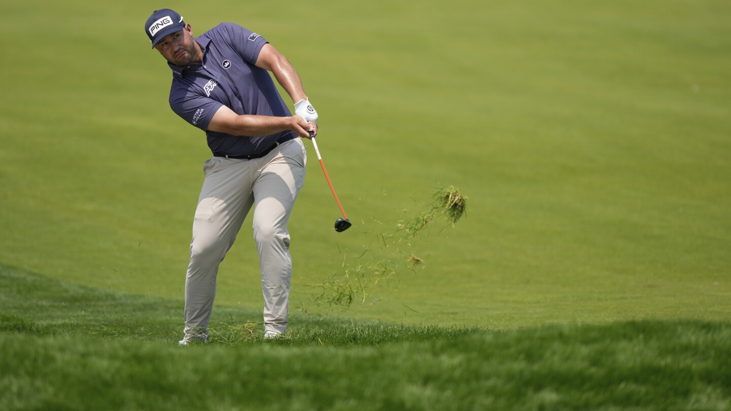 US Open players get that sinking feeling, straight down into the rough at brutal Oakmont