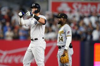 2-0 New York Giants, Mets Clinch Playoffs, Aaron Judge Chases