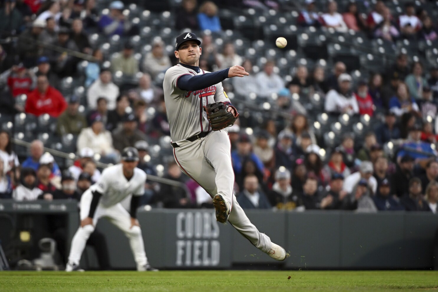 Michael Harris II drives in 3 runs and the Braves defeat the Rockies for their 16th loss in 17 games