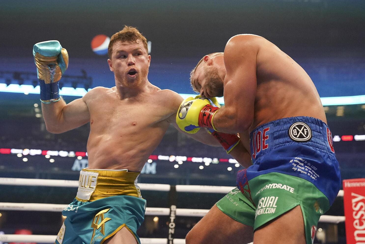 Saul Canelo Alvarez vs Billy Joe Saunders: Super-middleweight showdown  booked for May