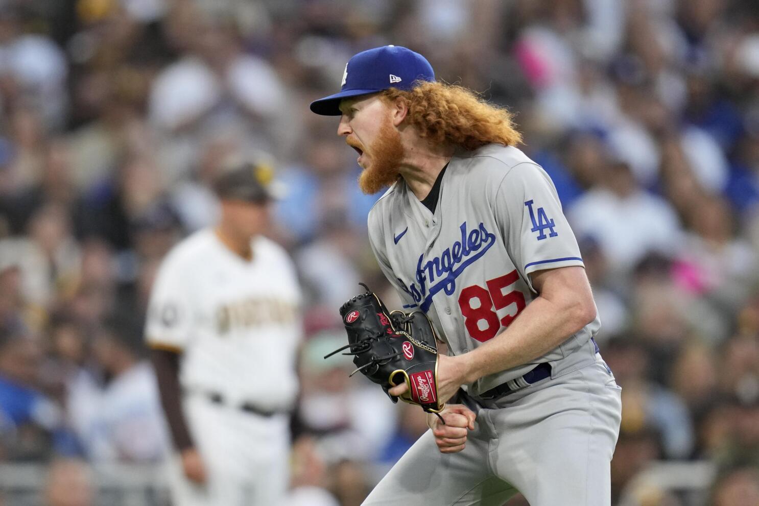 Will Smith's 1st career HR lifts Dodgers over Phillies