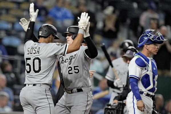 Andrew Vaughn's double lifts Chicago White Sox over Houston Astros