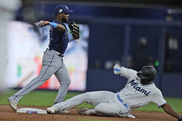 Marlins deflect Rays