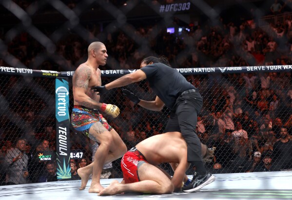UFC 303: Alex Pereira retains light heavyweight title