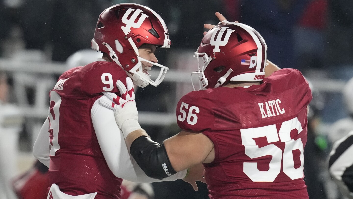 Indiana Football Defeats Purdue 66-0