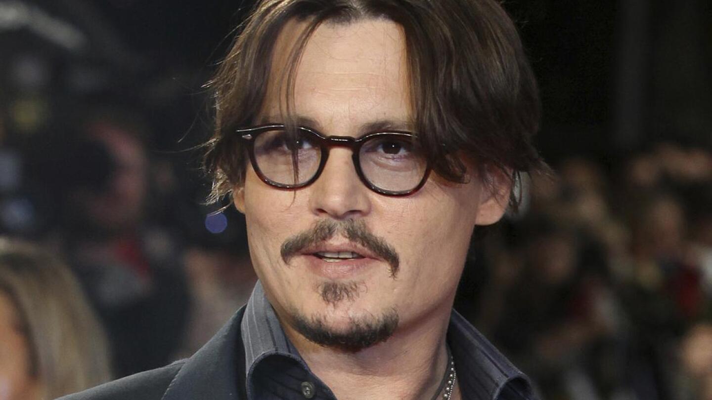 Festival de Cannes começa com Johnny Depp como Luís XV