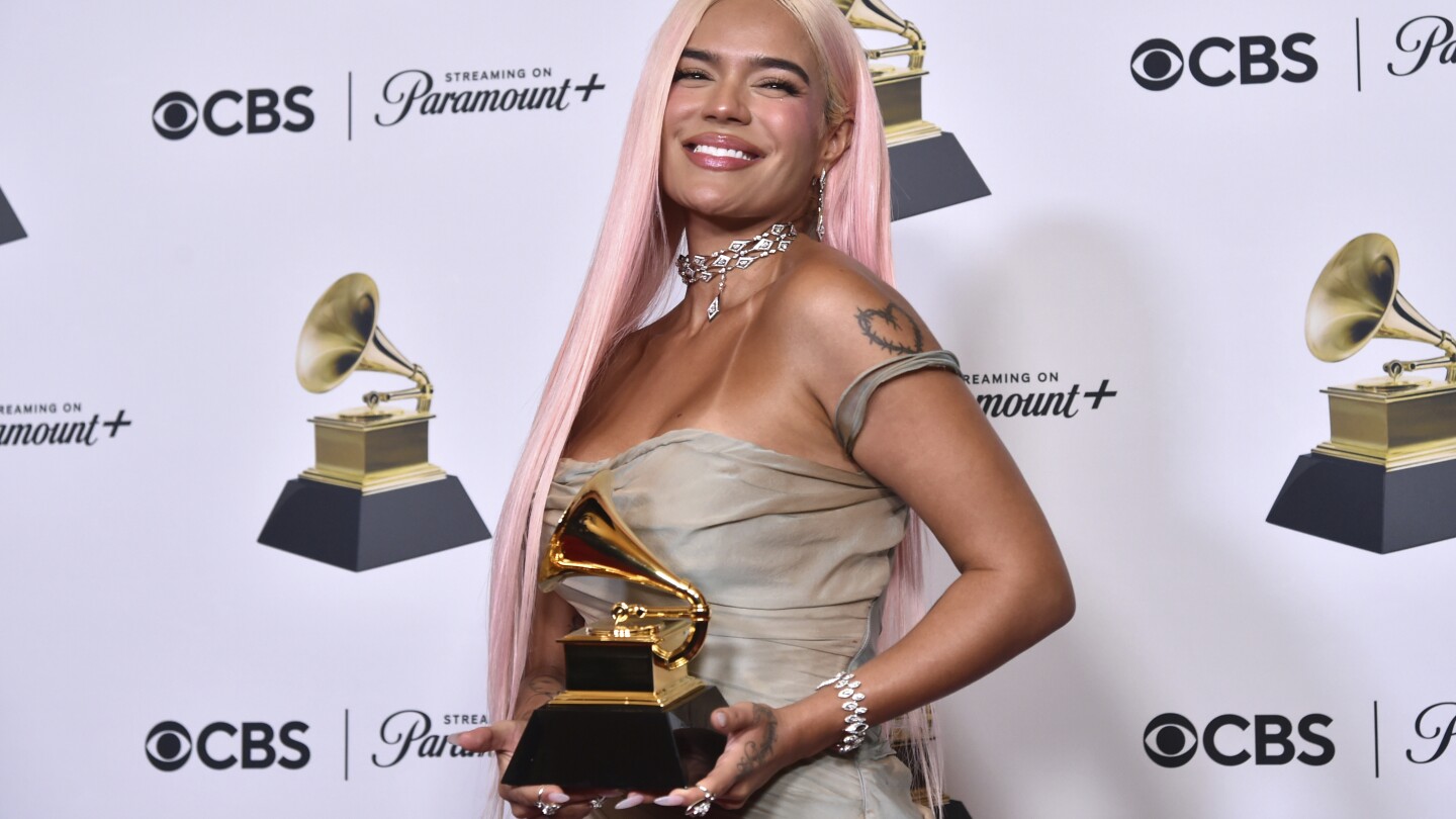 Karol G named 2024 Woman of the Year by Billboard-ZoomTech News